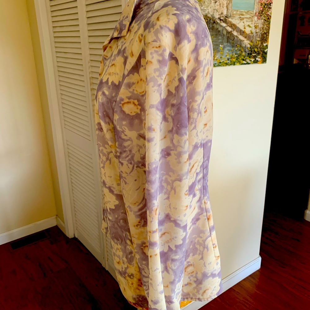 Very pretty, chiffon, lilac, and cream, colored button down blouse. - Picture 2 of 5